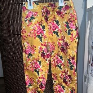 Janie & Jack 
Floral Yellow Pants
Size 10